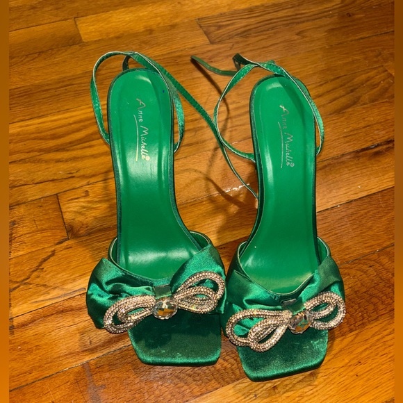 Green heels - Picture 1 of 4